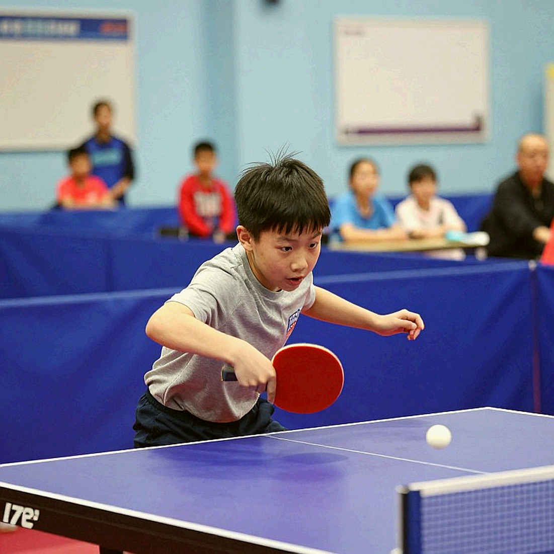 Moyland và Zhang vượt Ai Cập 3-2 tại China Smash 2026: giải phẫu một trận vòng một